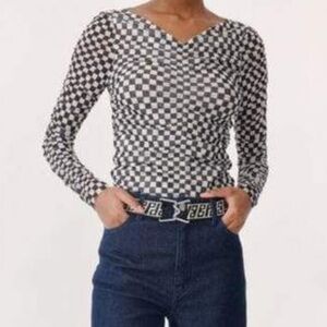 Baum Und Pferdgarten ruched sleeve and bodice v neckline top